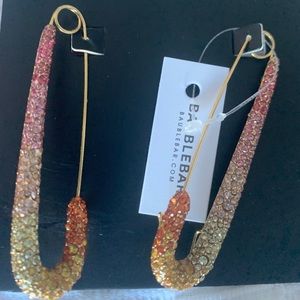 NWT 🌟 BaubleBar Safety Pin Earrings in Pink/Gold